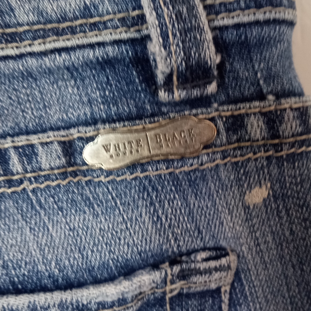 White House Black Market Women's Straight Leg Blue Jeans - Picture 6 of 6